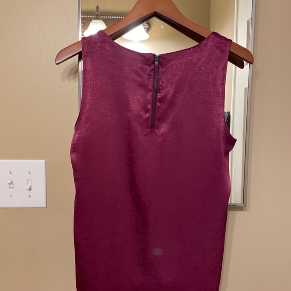 NWT Silky Magenta Apt 9 sleeveless top - M - Picture 3 of 3